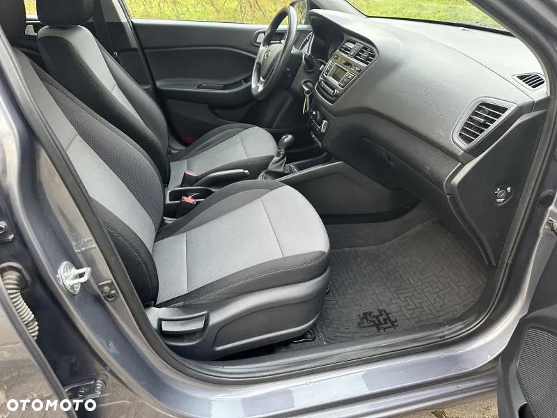 Hyundai i20 1.2 BlueDrive Elegant - 6