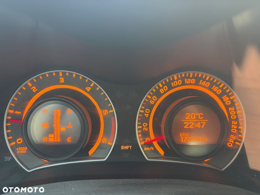 Toyota Auris 1.4 D-4D Luna - 4