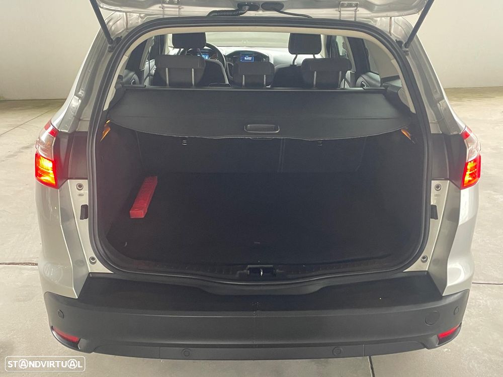 Ford Focus SW 1.6 TDCi ECOnetic 88g S&S Titanium - 22