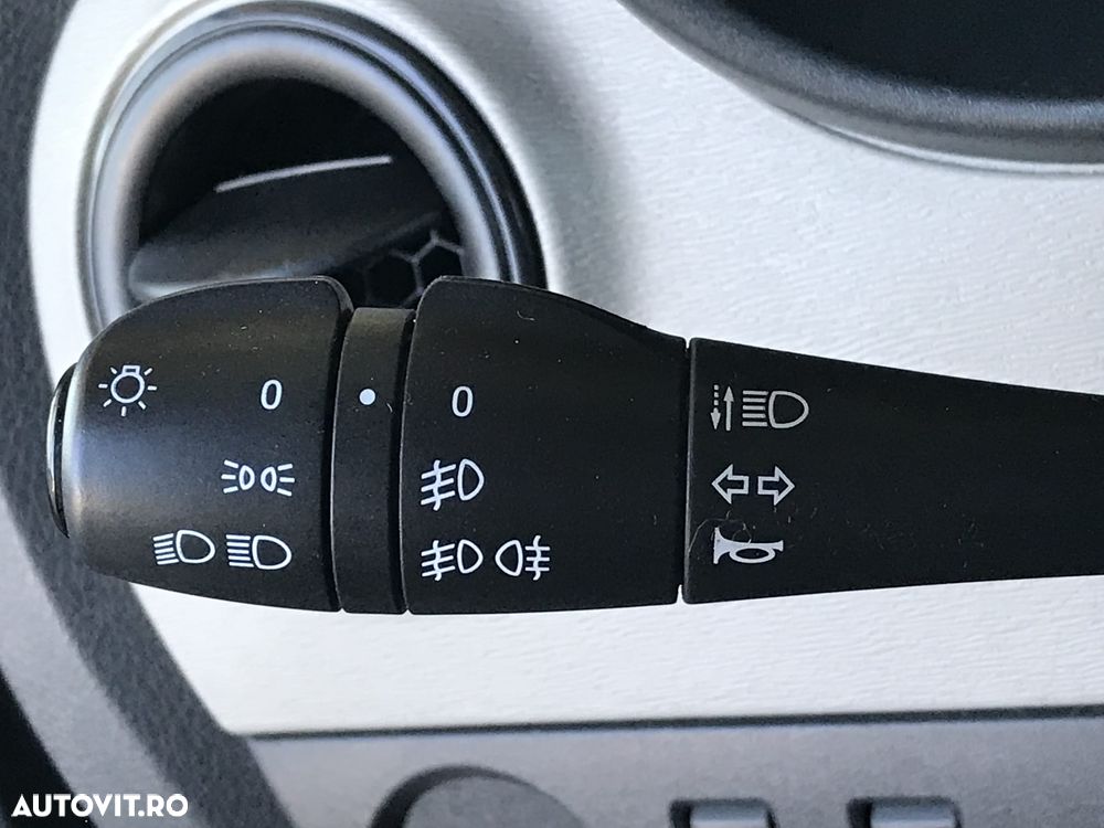 Dacia Lodgy SCe 100 Ambiance - 19