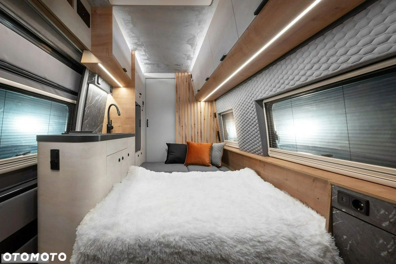 Globe-Traveller Falcon 2XS NOWY 2OS 177KM AUTOMAT FV23% WCC - 21