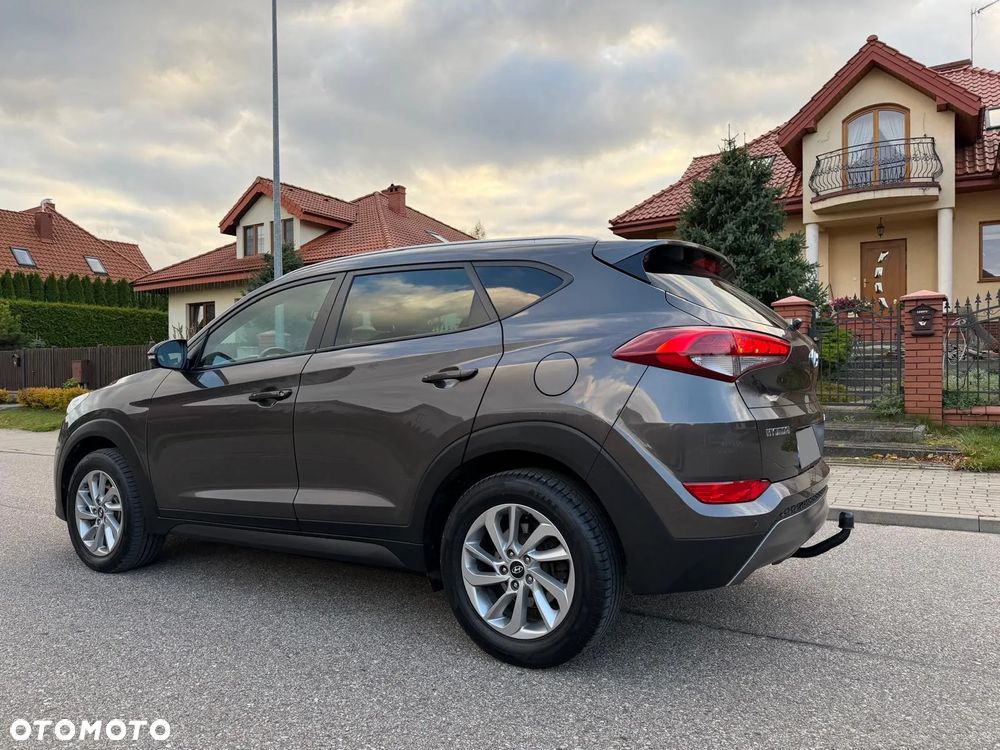 Hyundai Tucson 2.0 CRDi 4WD Automatik Style - 33