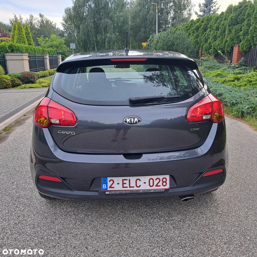 Kia Ceed 1.4 CRDi 90 Vision - 6