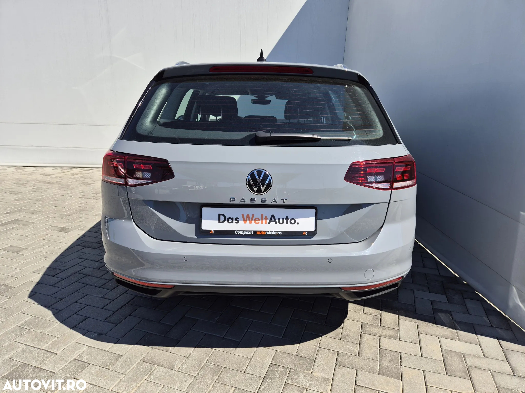 Volkswagen Passat Variant 2.0 TDI DSG Comfortline - 4