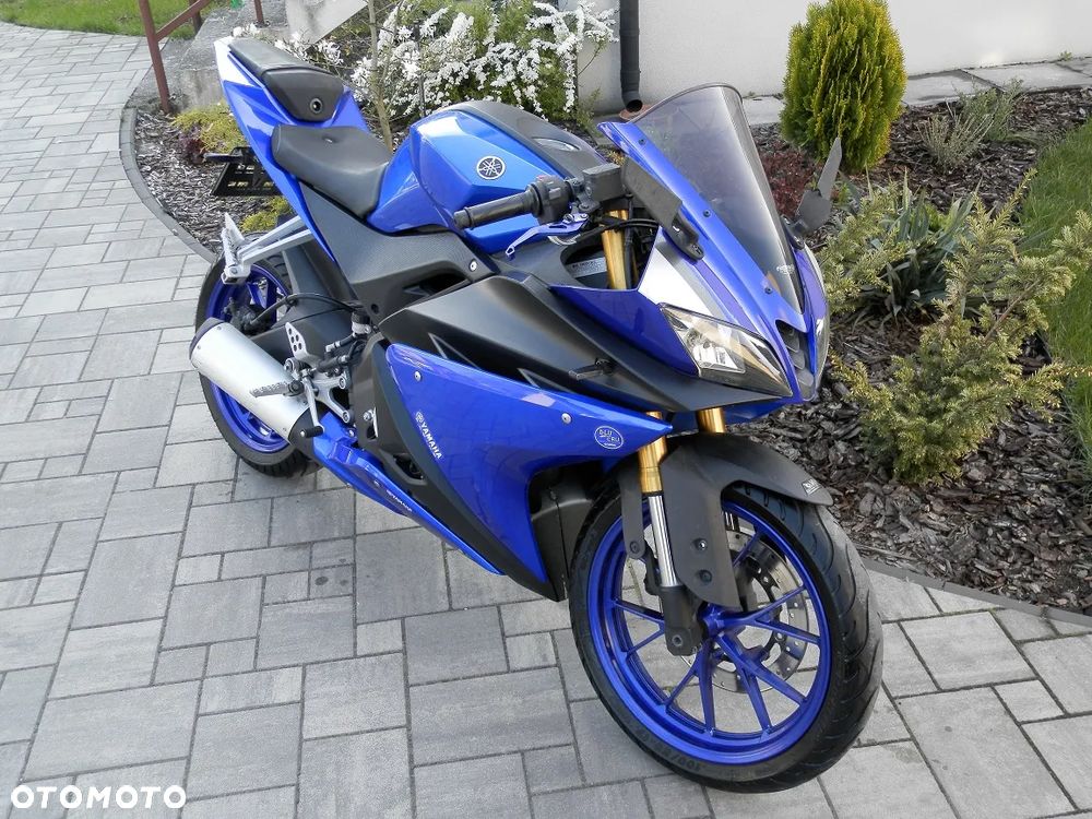 Yamaha YZF - 3