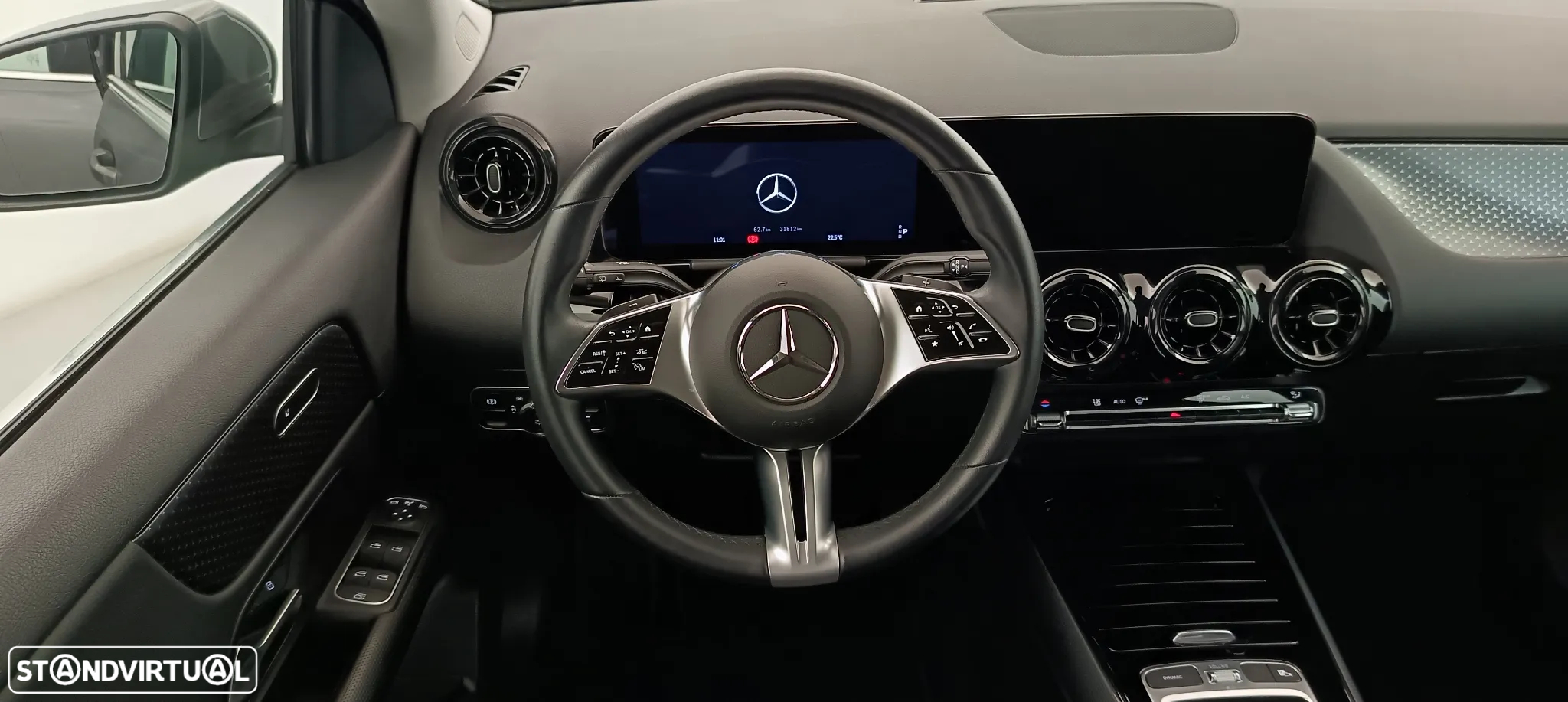 Mercedes-Benz GLA 200 Standard - 19