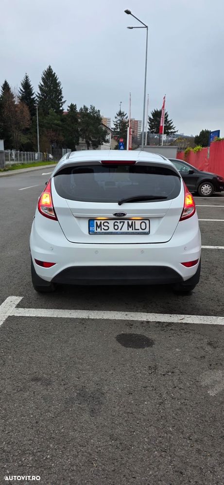 Ford Fiesta 1.5 TDCi DPF Trend - 3