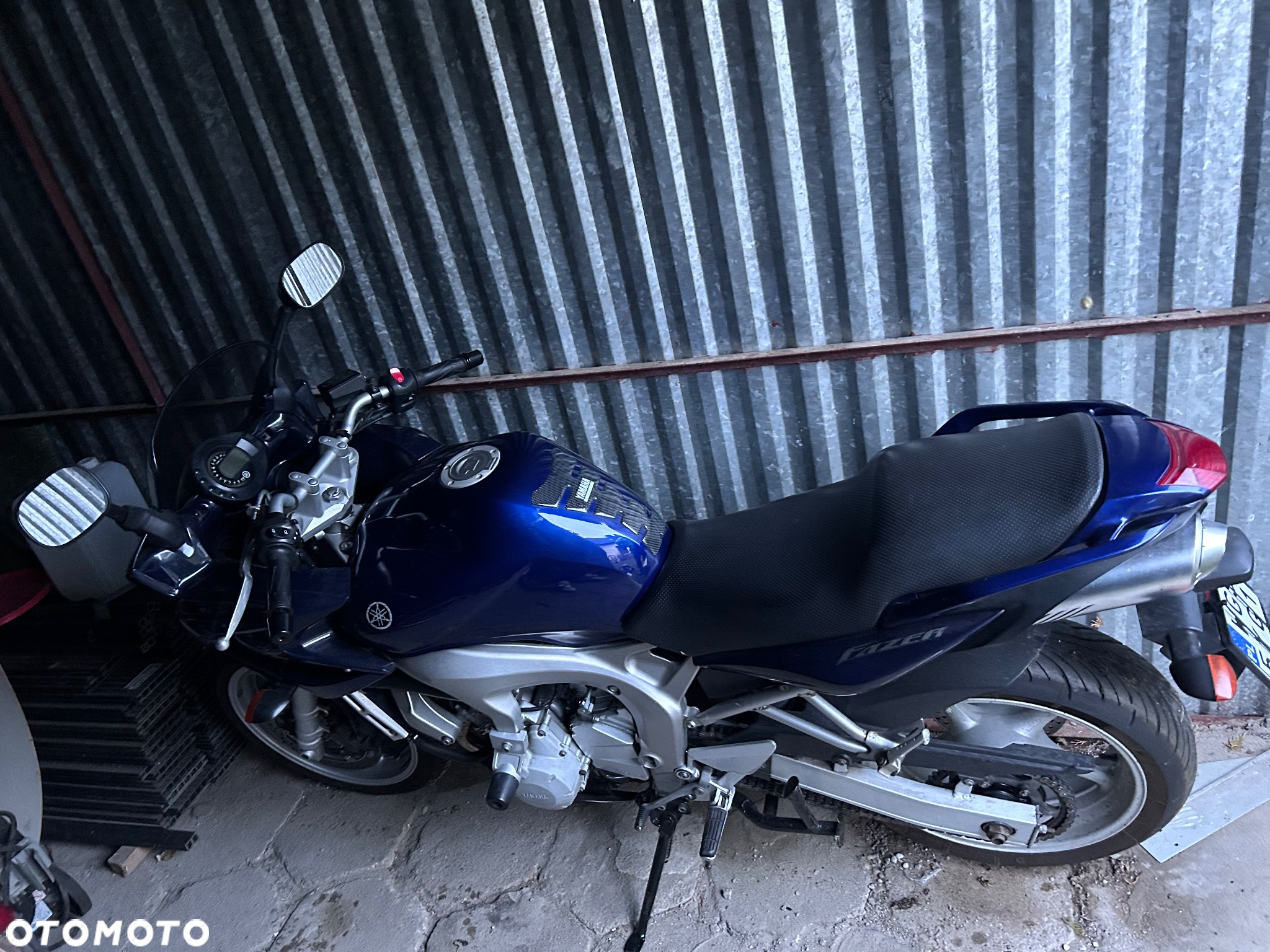 Yamaha FZ6 - 4