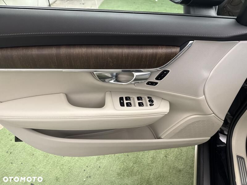 Volvo V90 Cross Country B5 D AWD Pro - 12