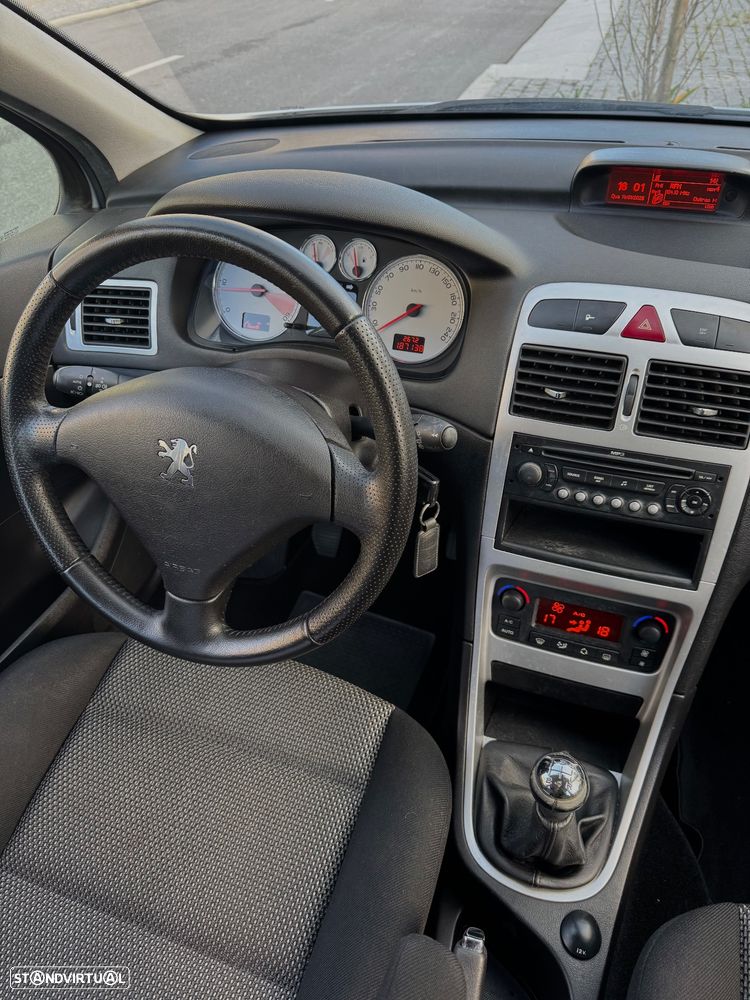 Peugeot 307 1.6 HDi Executive - 13