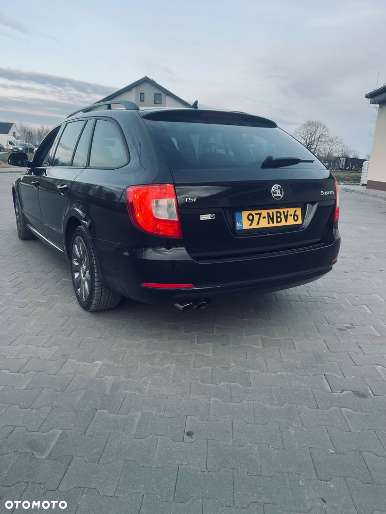 Skoda Superb 1.8 TSI Comfort - 9