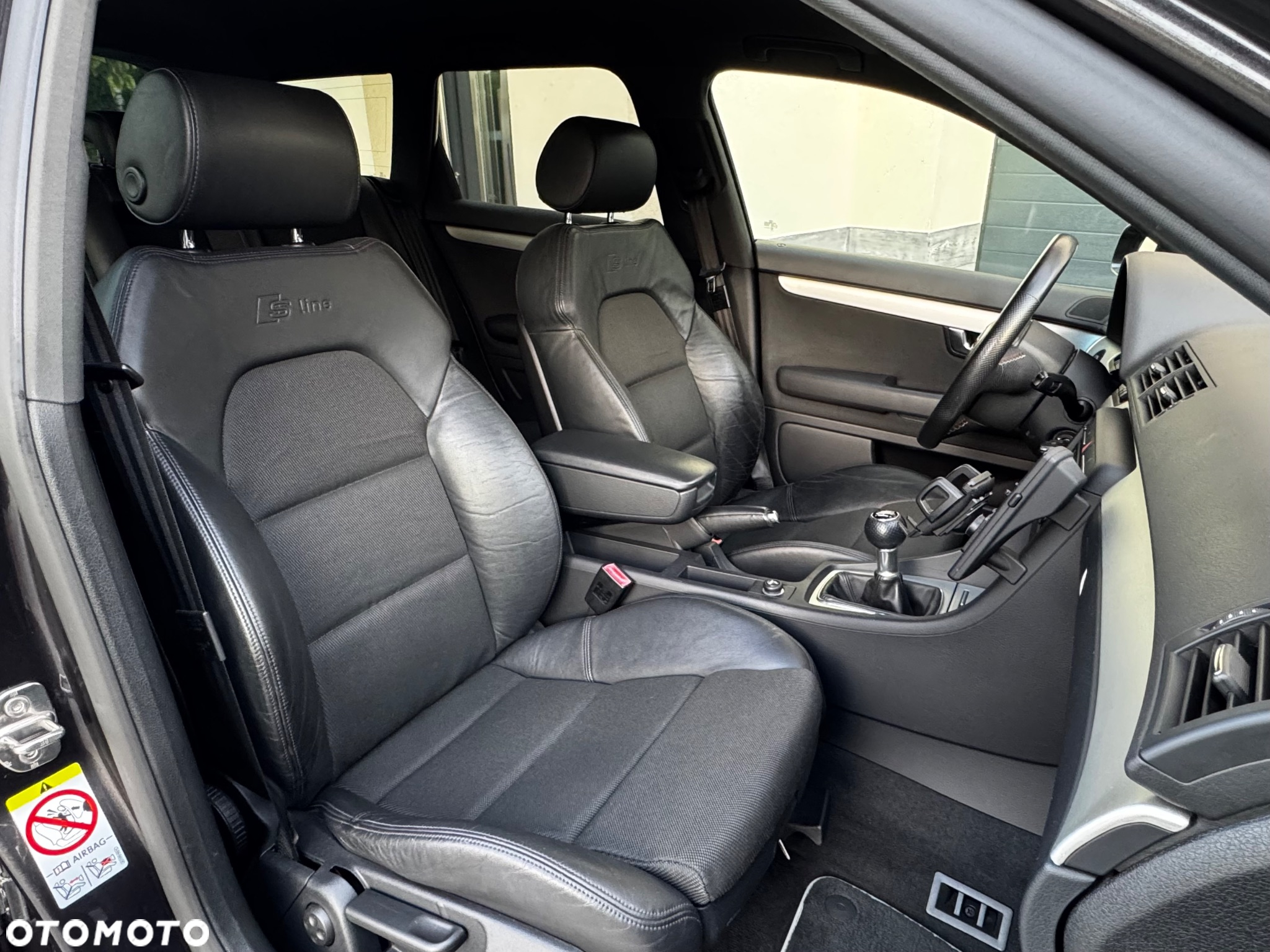 Audi A4 ver-2-0-tdi-dpf-s-line-sportpaket-plus- - 14