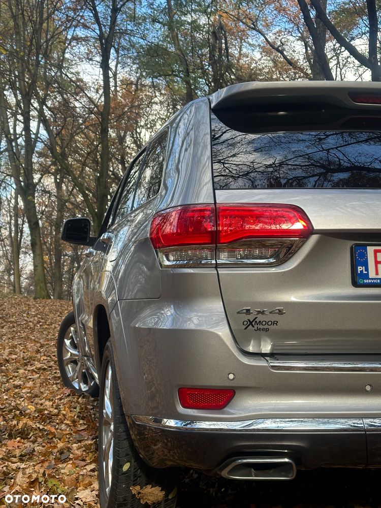 Jeep Grand Cherokee 5.7 V8 HEMI Summit - 23