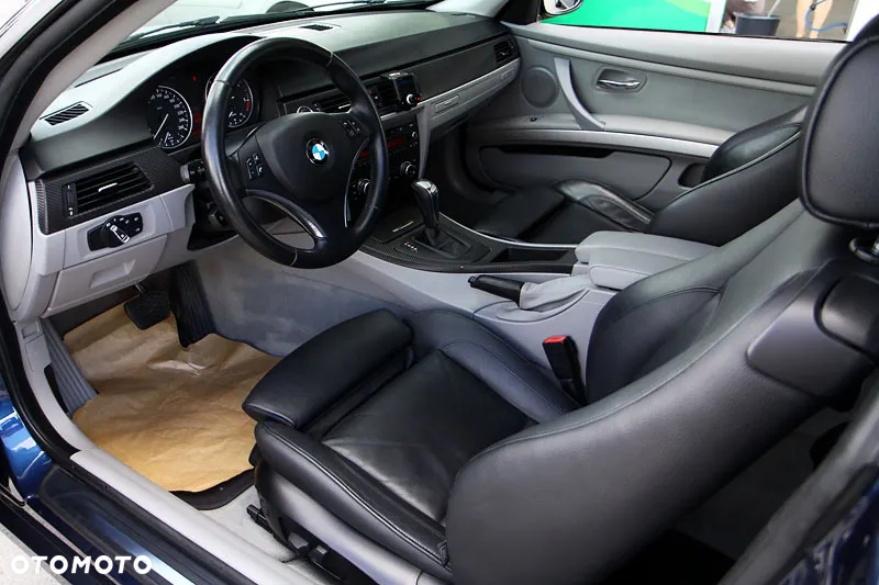 BMW Seria 3 320d Coupe - 7