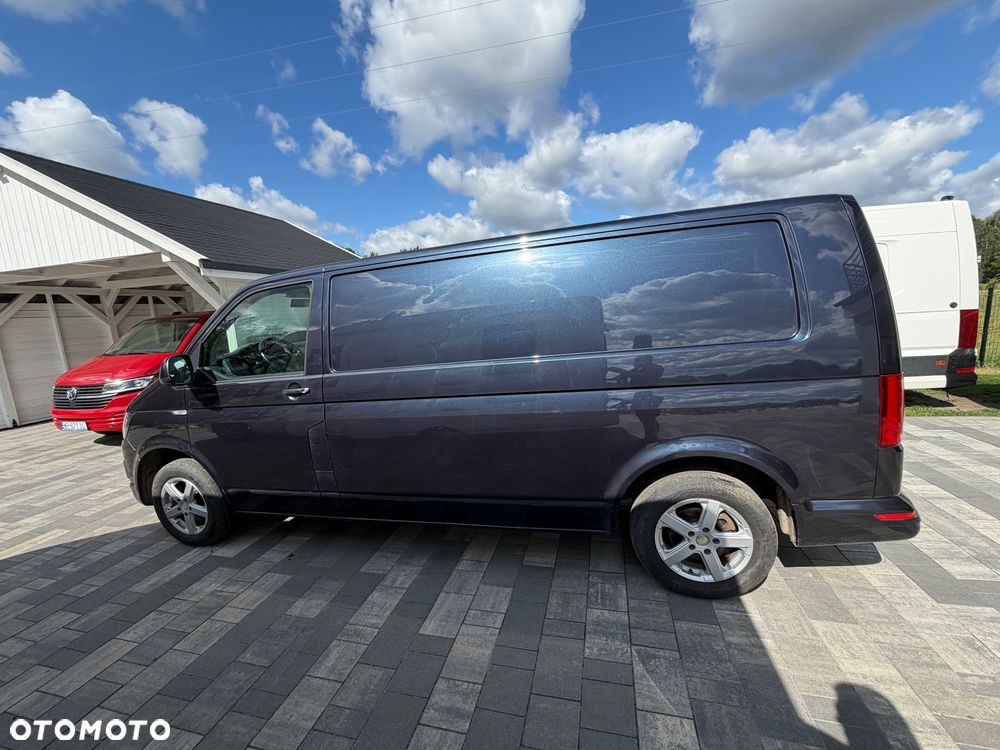 Volkswagen Transporter - 9