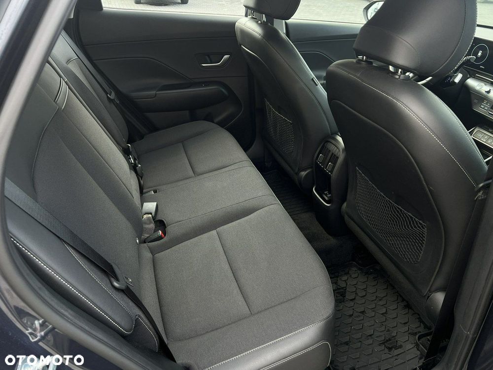 Hyundai Kona - 15