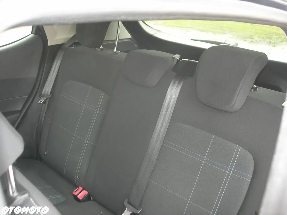 Ford Fiesta 1.1 S&S TREND - 16