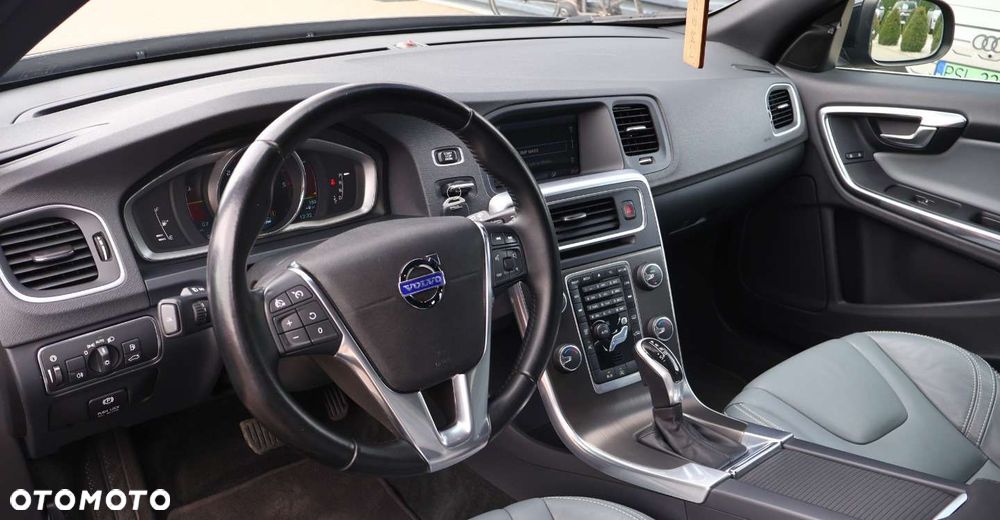 Volvo V60 - 12