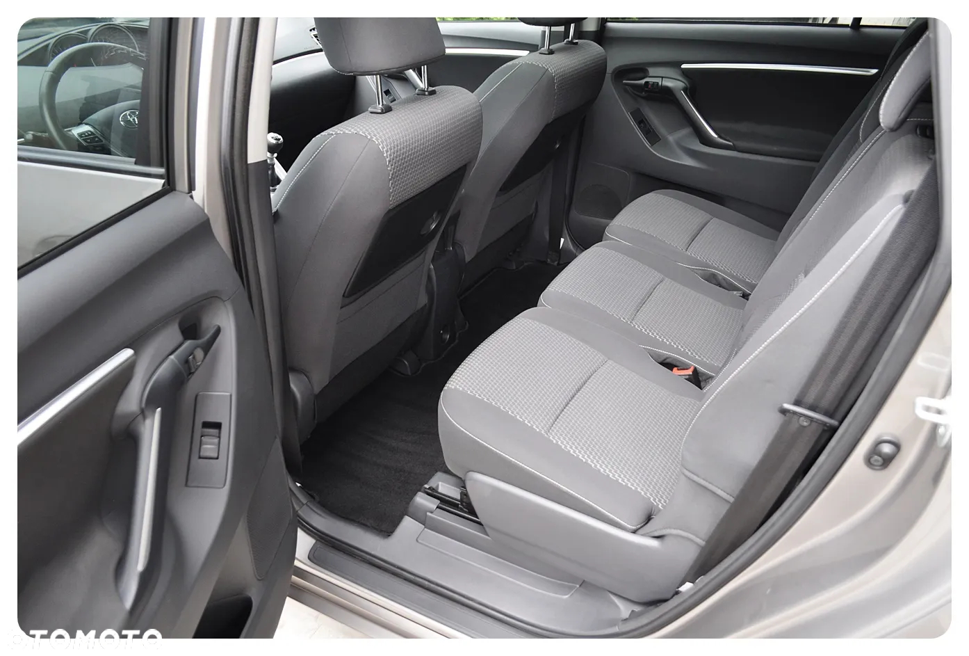 Toyota Verso 1.8 5-Sitzer Skyview Edition - 11