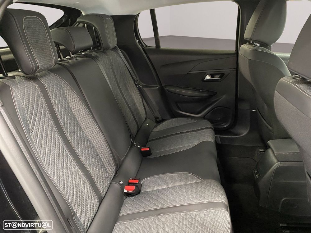 Peugeot e-208 50 kWh Allure - 18