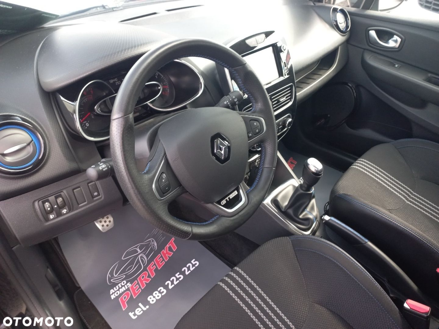Renault Clio - 11