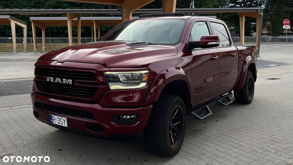 Dodge RAM 5.7 4x4 - 3