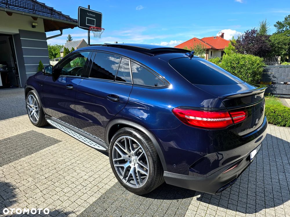 Mercedes-Benz GLE - 36
