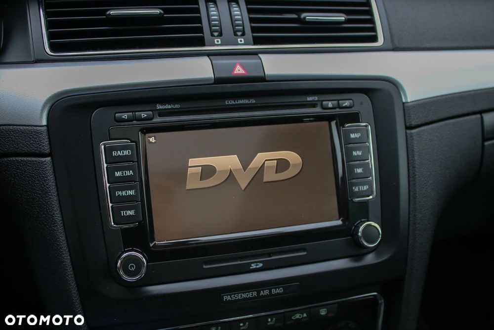 Skoda Superb 2.0 TDI DSG Exclusive - 22