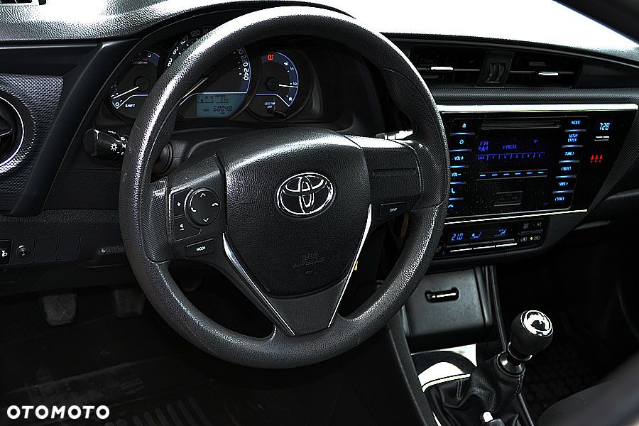 Toyota Auris 1.33 VVT-i Life - 15