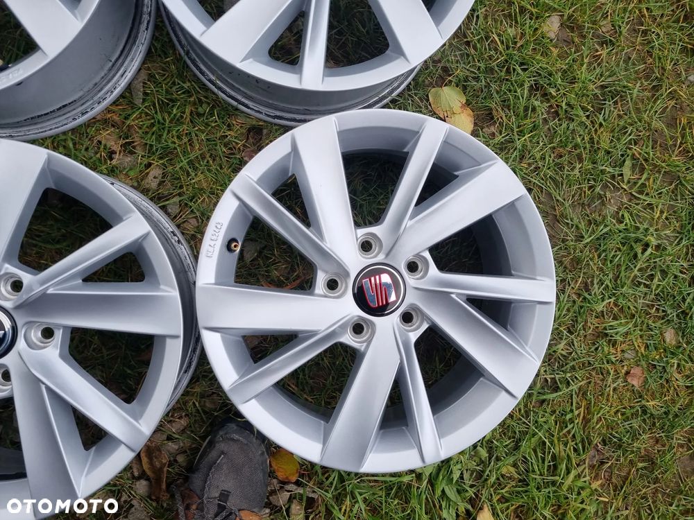 VW GOLF 8 5H0,T0URAN,SEAT LEON 3,AUDI ,SKODA alu 6,5X16 ET46 5X112 super - 8