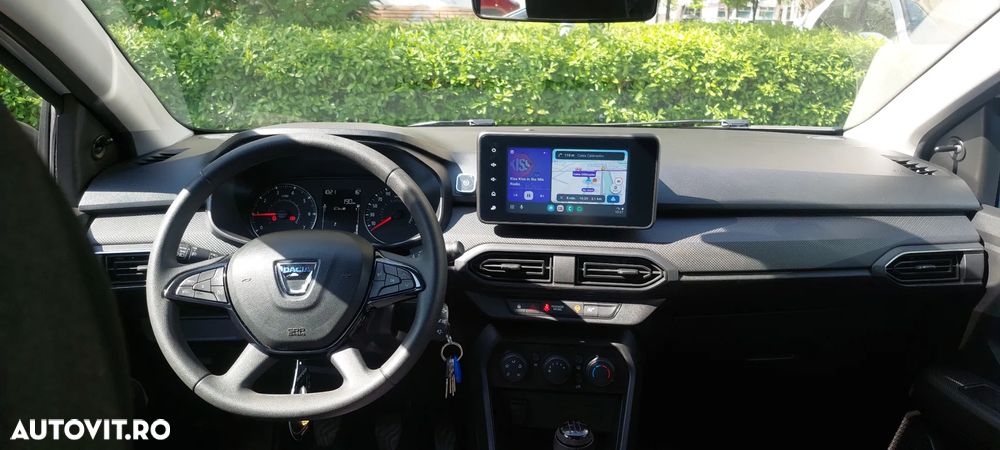 Dacia Logan SCe 65 Essential - 3