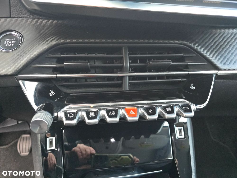 Peugeot 2008 PureTech 130 Allure Pack - 19