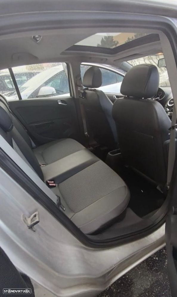 Opel Corsa 1.2 Enjoy - 4