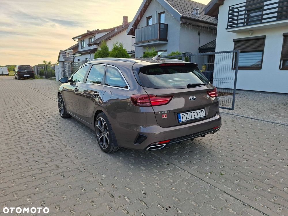 Kia Ceed - 3