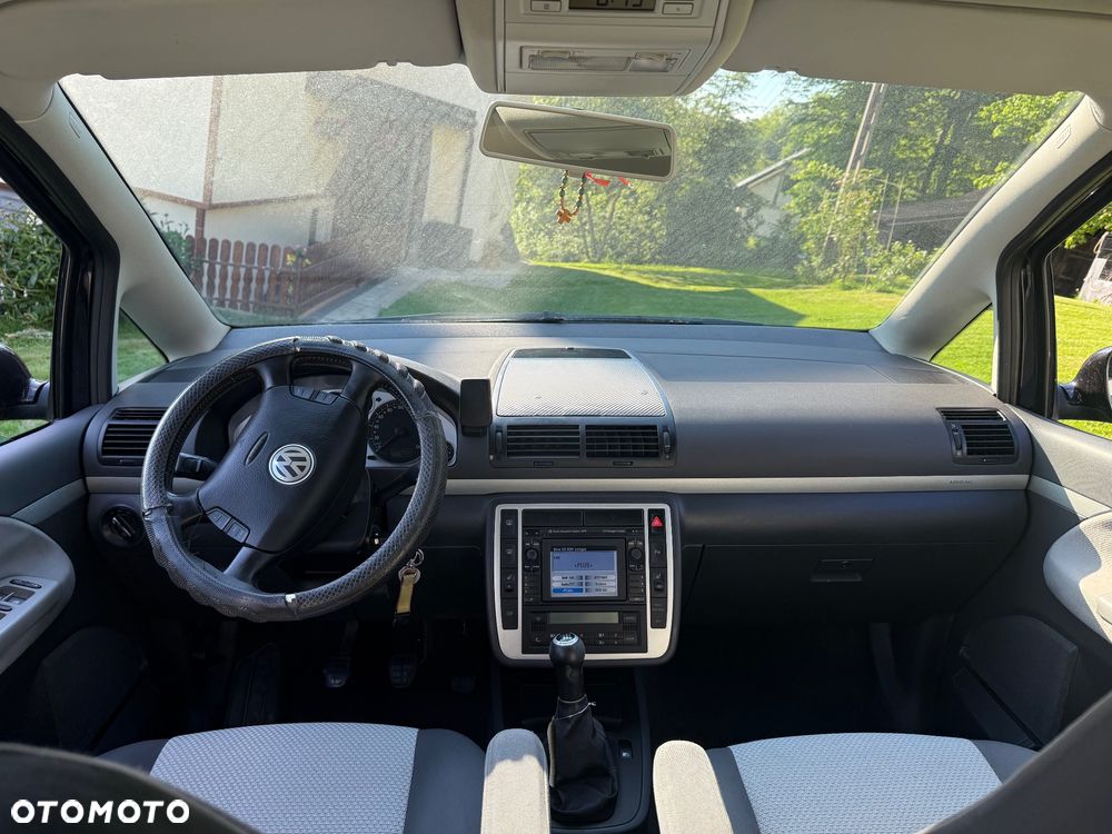 Volkswagen Sharan 1.9 TDI Highline 4Mot - 5