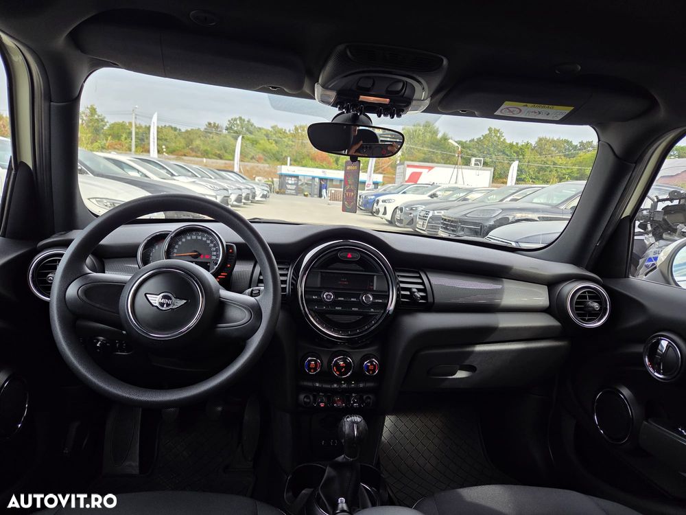 Mini Cooper Standard - 9