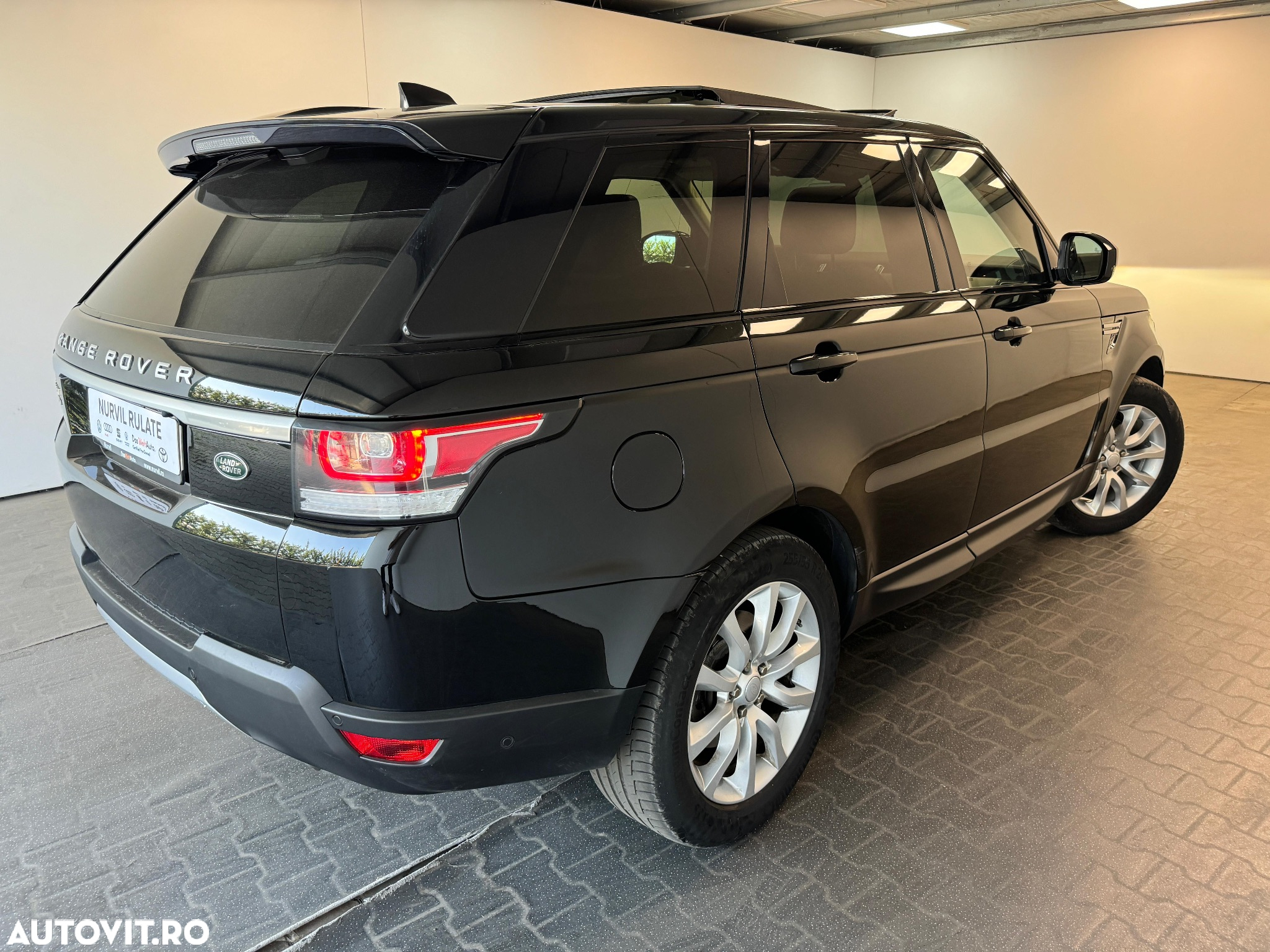 Land Rover Range Rover Sport 3.0 I TDV6 HSE - 12