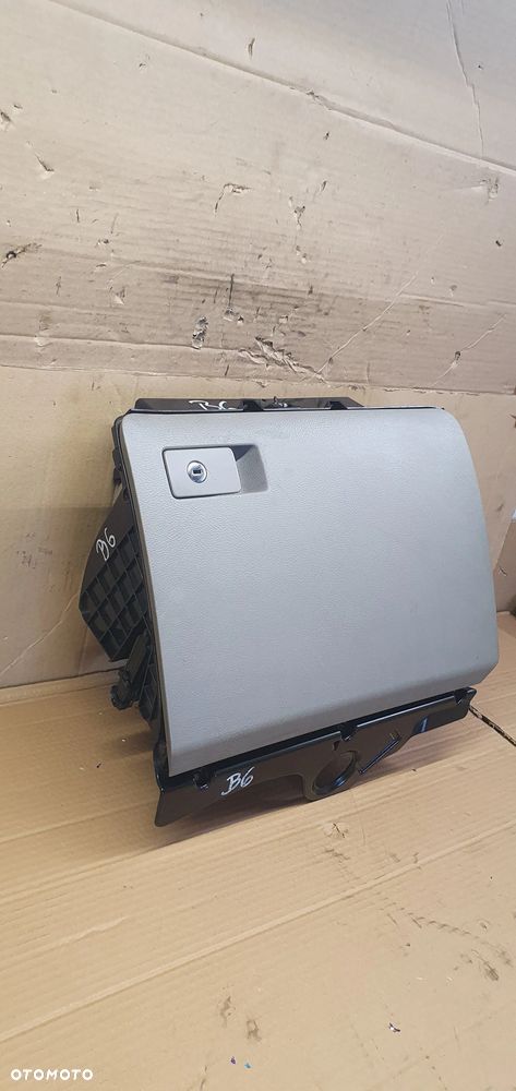 Schowek pasażera półka VW Passat B6 3C1857101 3C1857097AM - 3