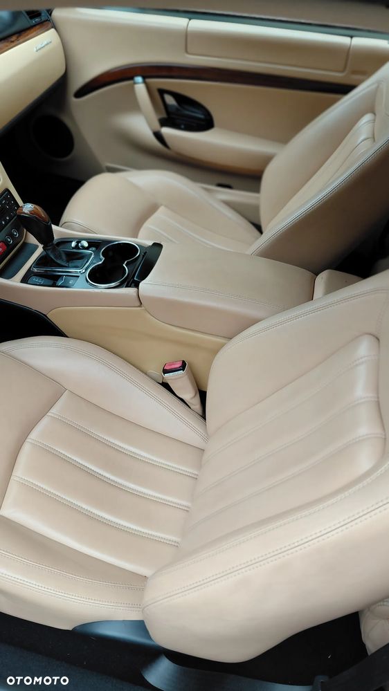 Maserati GranTurismo Automat - 24