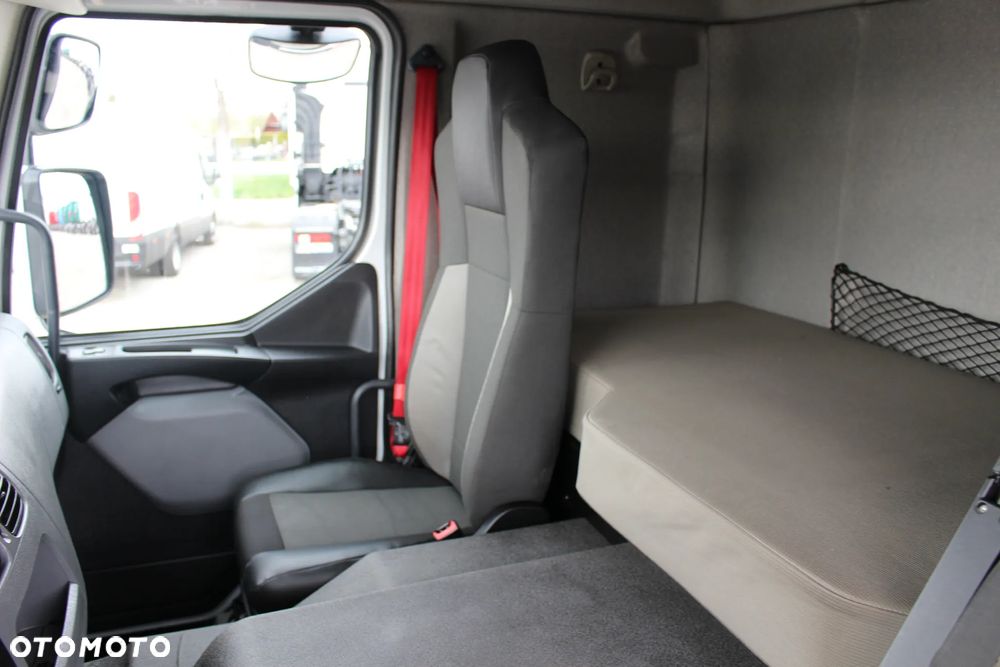 Renault D320 CHŁODNIA/*CARRIER* 1150mt /CHEREAU/TYLNE DRZWI / KAB.SYPIALNA/ EURO 6/*SERWIS FR*/ SUPER STAN - 28