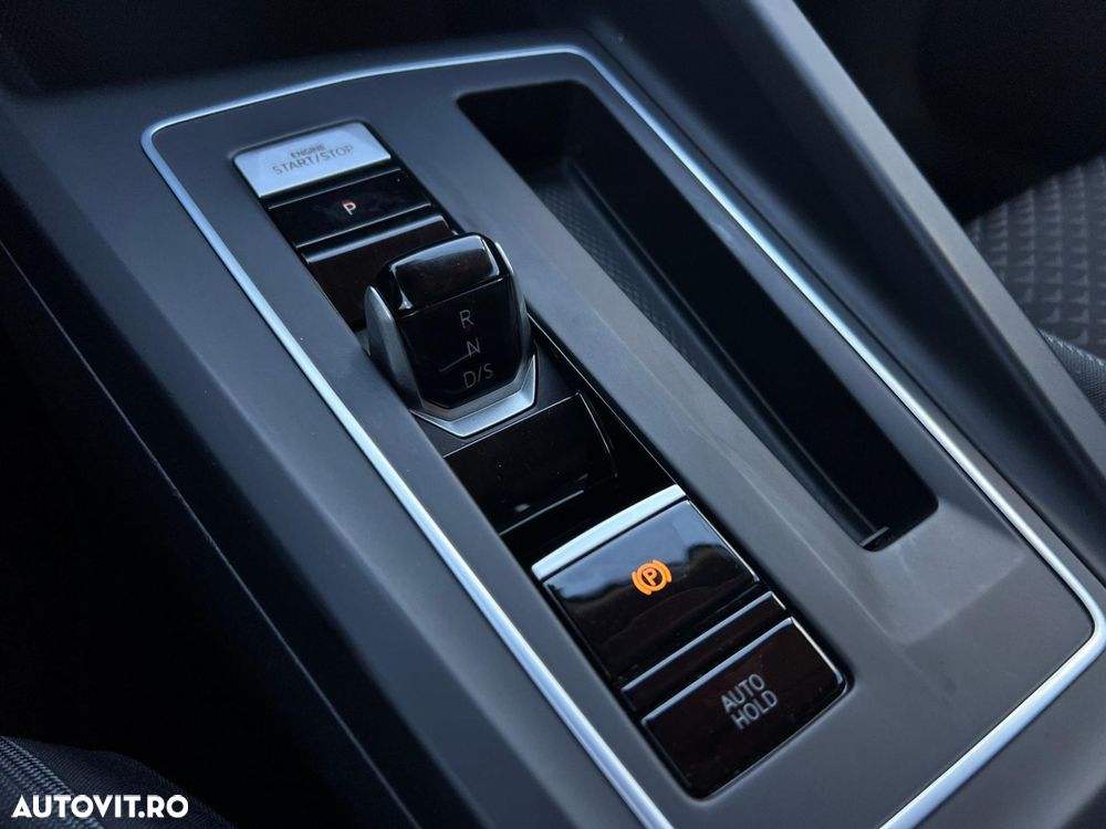 VOLKSWAGEN Golf 2022 — imagine 50