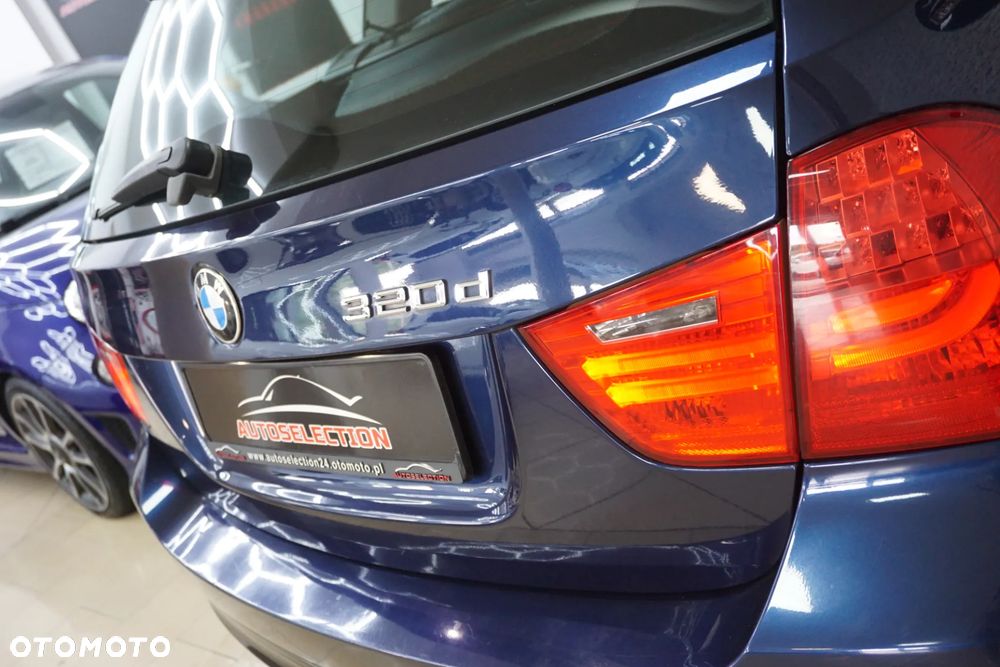 BMW Seria 3 320d xDrive - 18