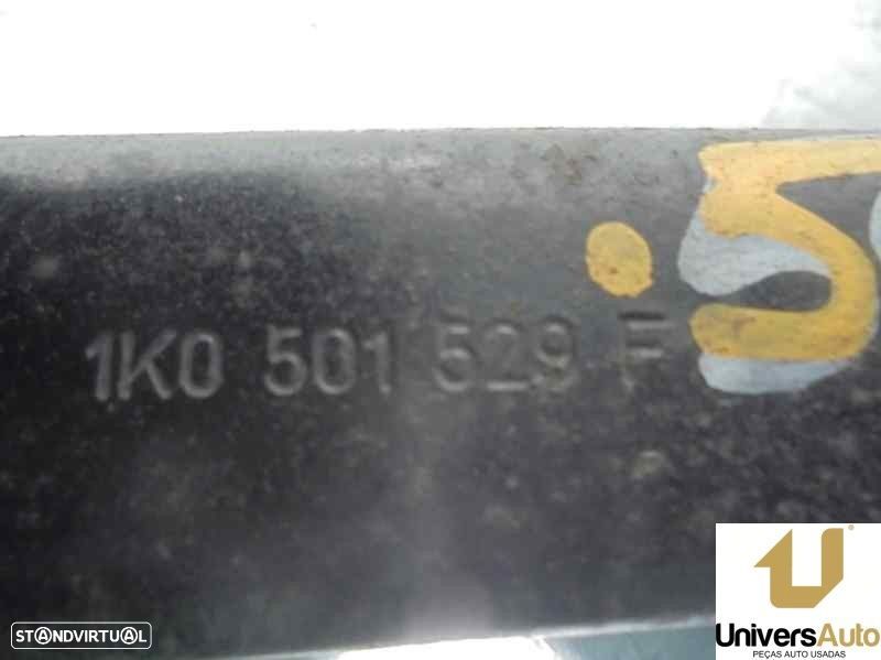 BRAÇO SUSPENSÃO INFERIOR TRASEIRO ESQUERDO VOLKSWAGEN GOLF V 2005 -1K0501529F - 2