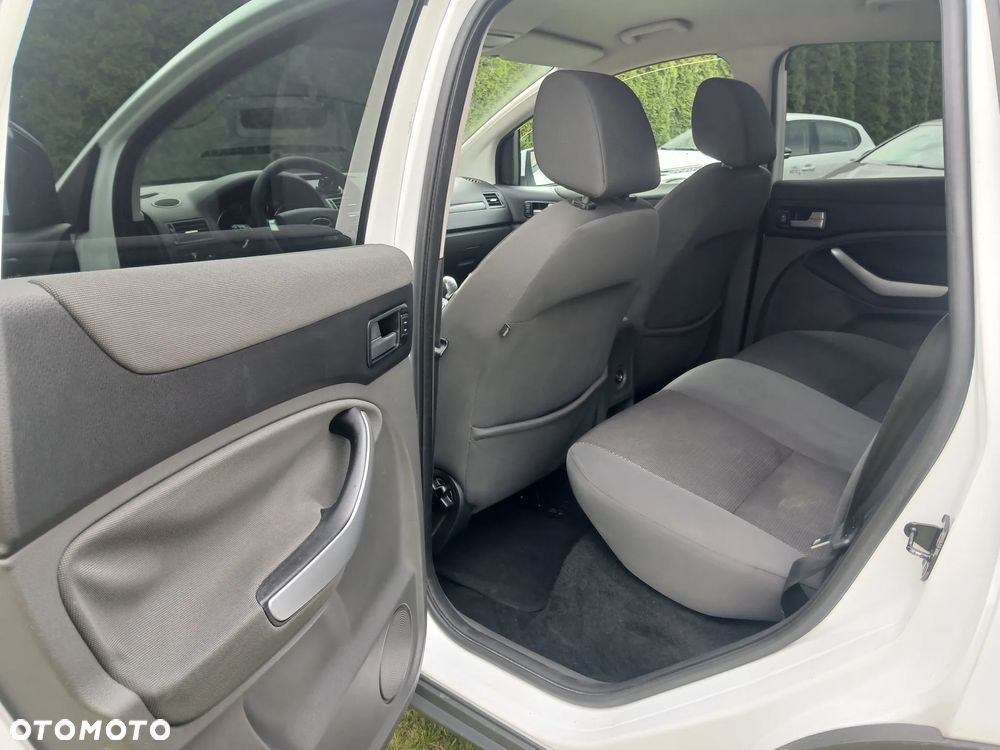 Ford Kuga 2.0 TDCi 2x4 Individual - 6