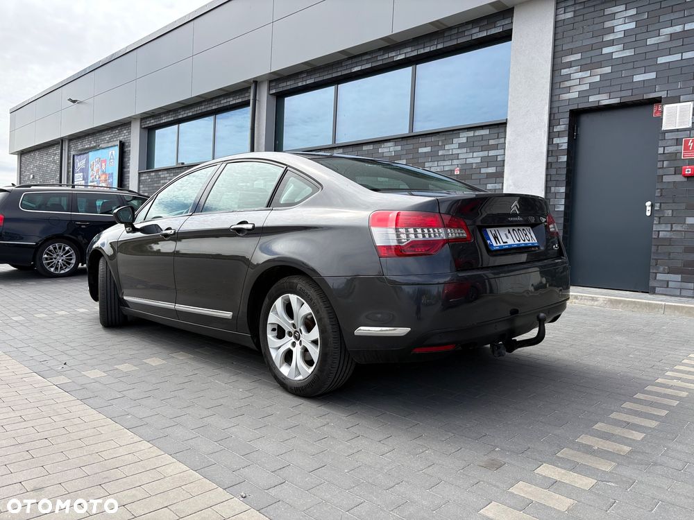 Citroën C5 2.0 HDi Confort - 5