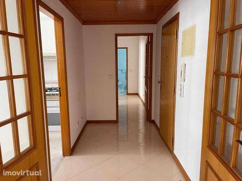 Arrendamento apartamento T2 Fitares - Grande imagem: 2/12