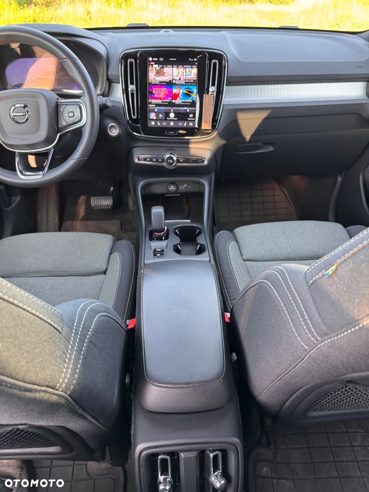 Volvo XC 40 B3 Core - 23