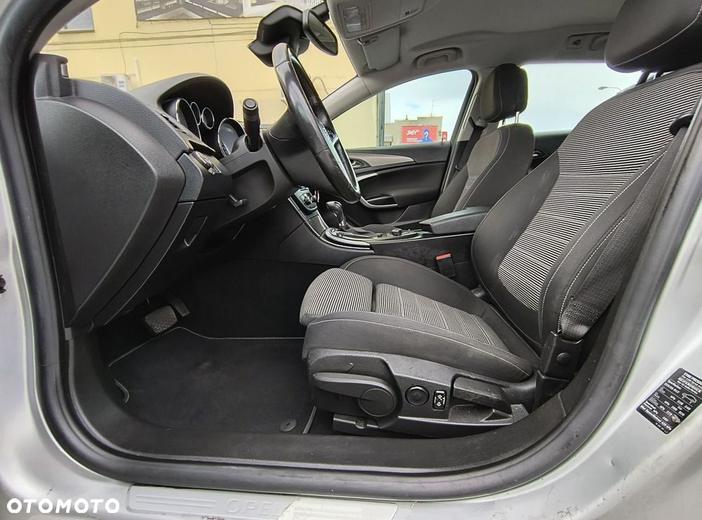 Opel Insignia 2.0 CDTI automatik Active - 11