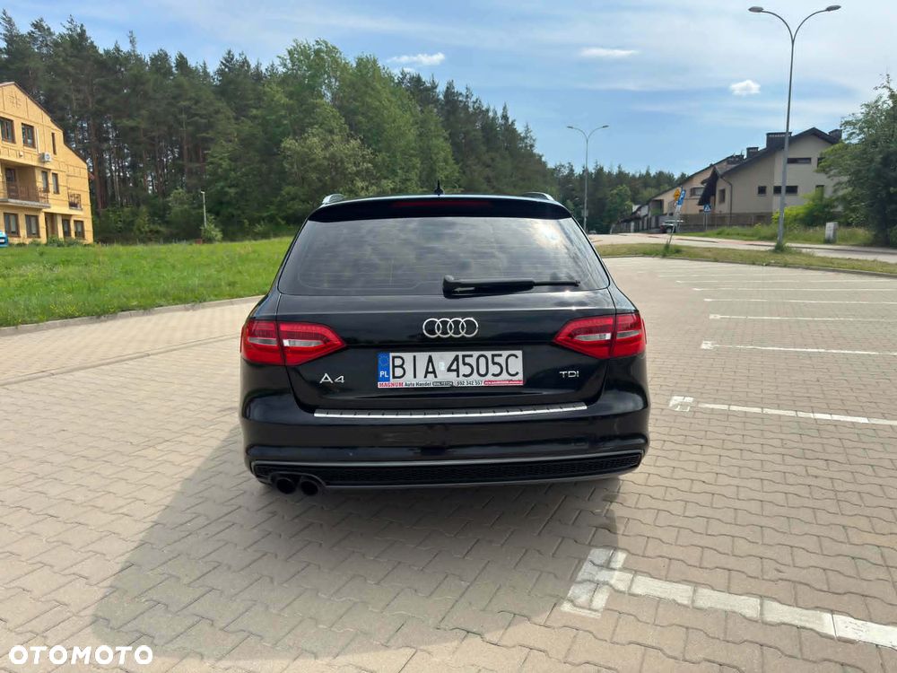 Audi A4 Avant 2.0 TDI DPF clean diesel multitronic S line Sportpaket - 4
