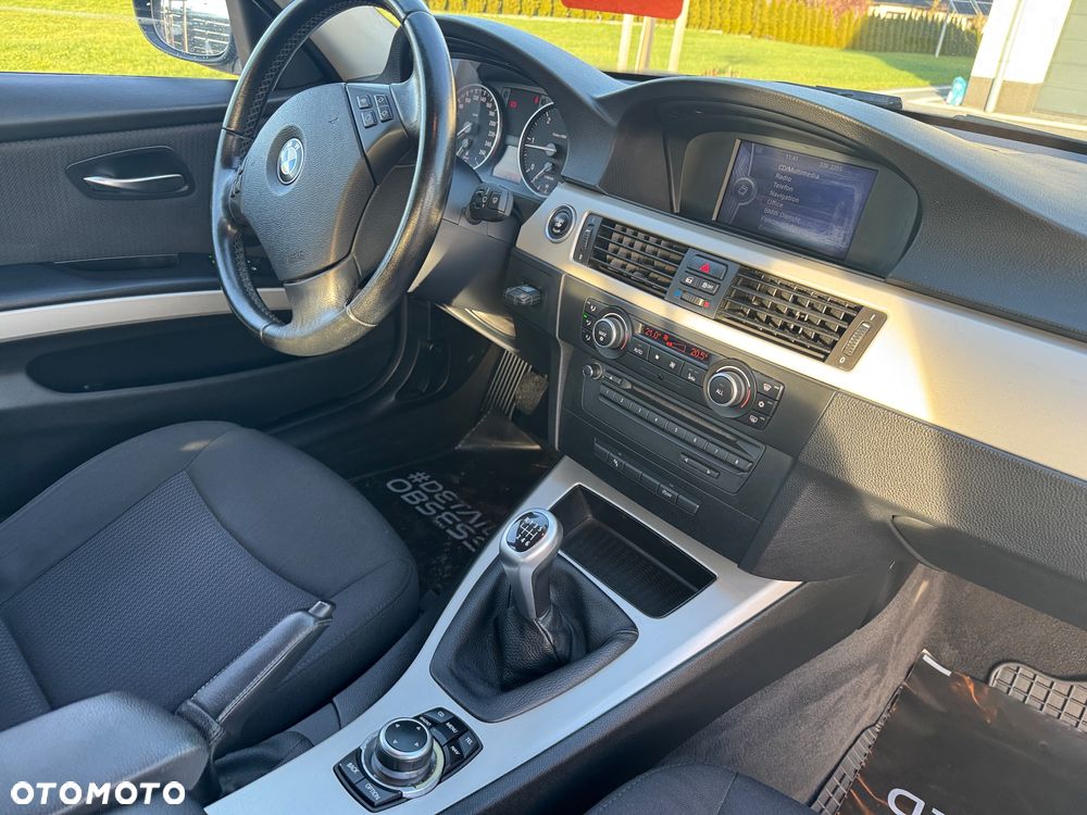 BMW Seria 3 316d - 28